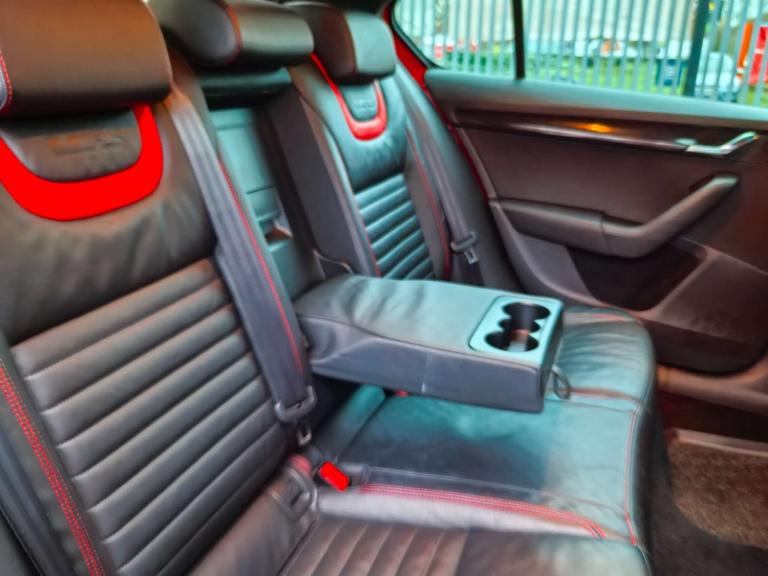 2015 Skoda Octavia 2.0 Octavia vRS TDI 4x4 Semi-Auto 4WD 5dr Hatchback Diesel Automatic