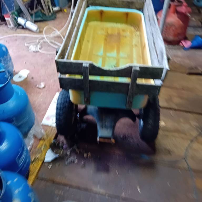 TROLLY BUGGY CAN CONNECT TO MOBILITY SCOOTER PUSH BIKE OR JUST PULL ALONG £50