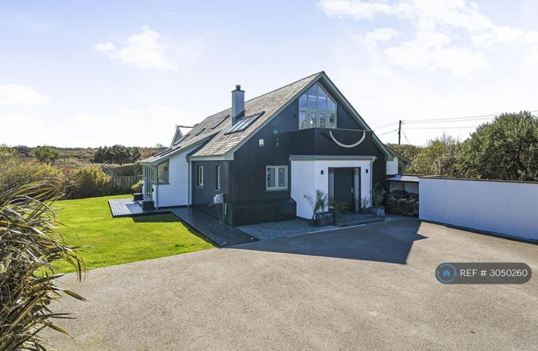 5 bedroom house in Blue Hills, St. Agnes, TR5 (5 bed) (#3050260)