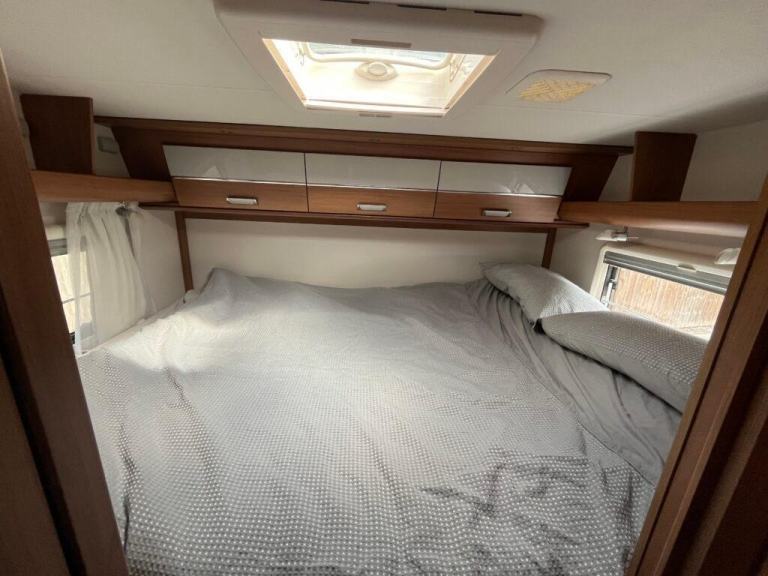 Dethleffs Espirit 7870 Comfort 7 Berth 6 Belt End Garage Motorhome