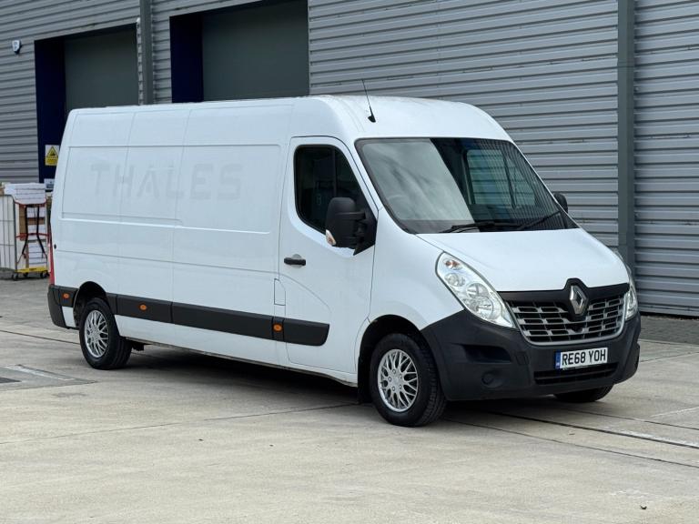 RENAULT MASTER 2.3 DCI LM35 BUSINESS+ 2018 (68) L3 H2 LWB MED ROOF PANEL VAN 