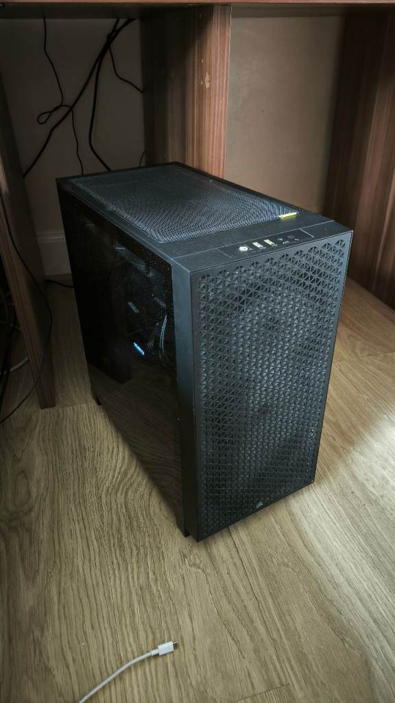 Gaming/workstation pc - ready to use - ryzen 9 9900x | RX 7700 XT 12gb | 32gb DDR5 ram
