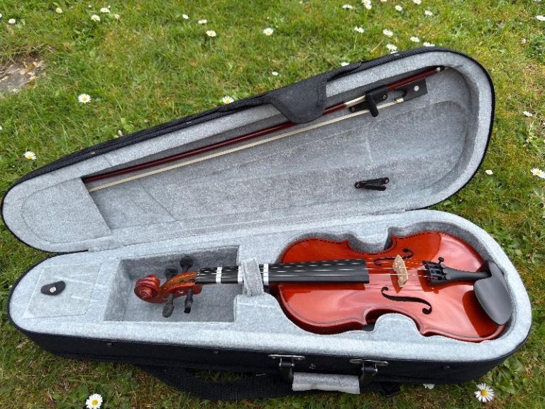 12 Inch Viola Outfit by Gear4music with Bow & Case