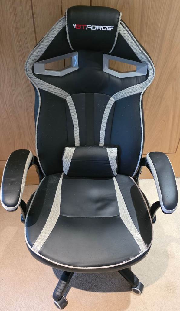 GTForce Roadster 1 gaming chair in black and gre