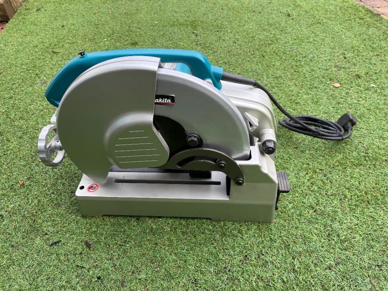 Makita cut off saw