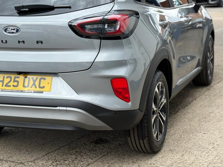 2025 Ford Puma 1.0 EcoBoost Hybrid mHEV Titanium, UNDER 350 MILES, MAY 2028 FORD WARRANTY, HATCHB...