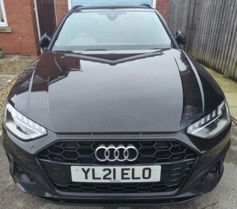 2021 Audi A4 35 TFSI Black Edition 5dr Estate PETROL Manual