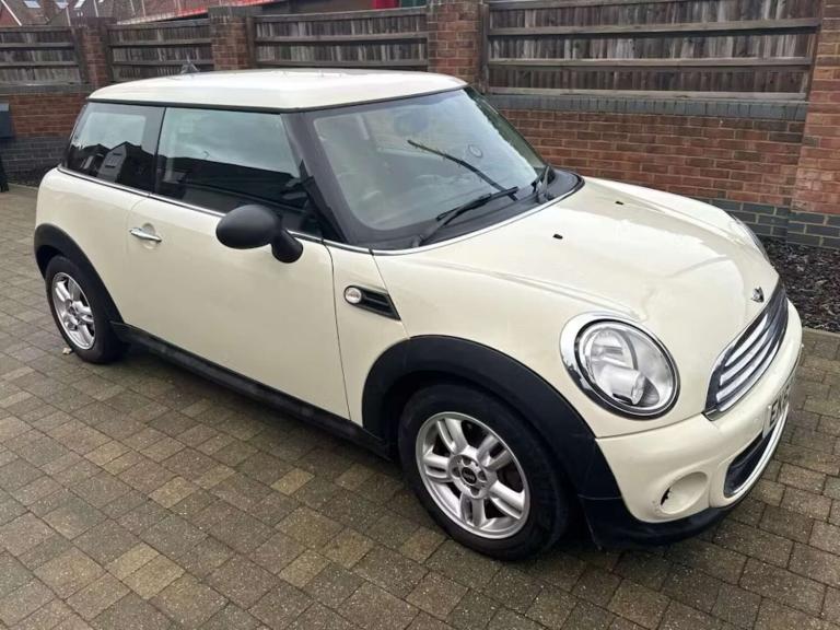 2012 MINI Hatch 1.6 One 3dr Hatchback Petrol Manual