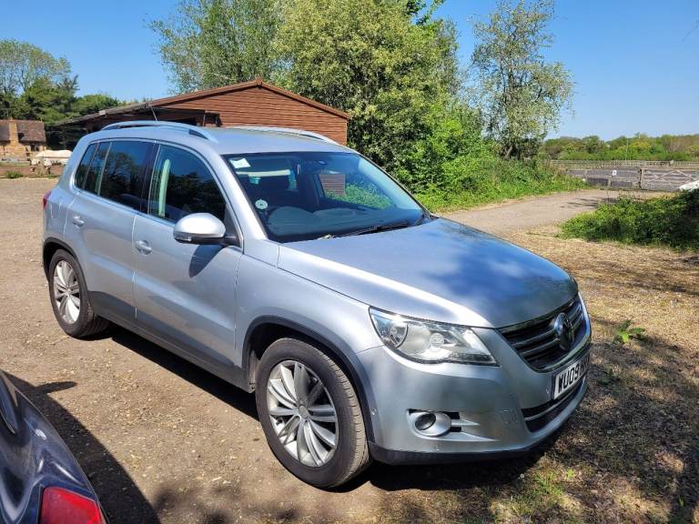 Volkswagen, TIGUAN, Estate, 2009, Manual, 1968 (cc), 5 doors