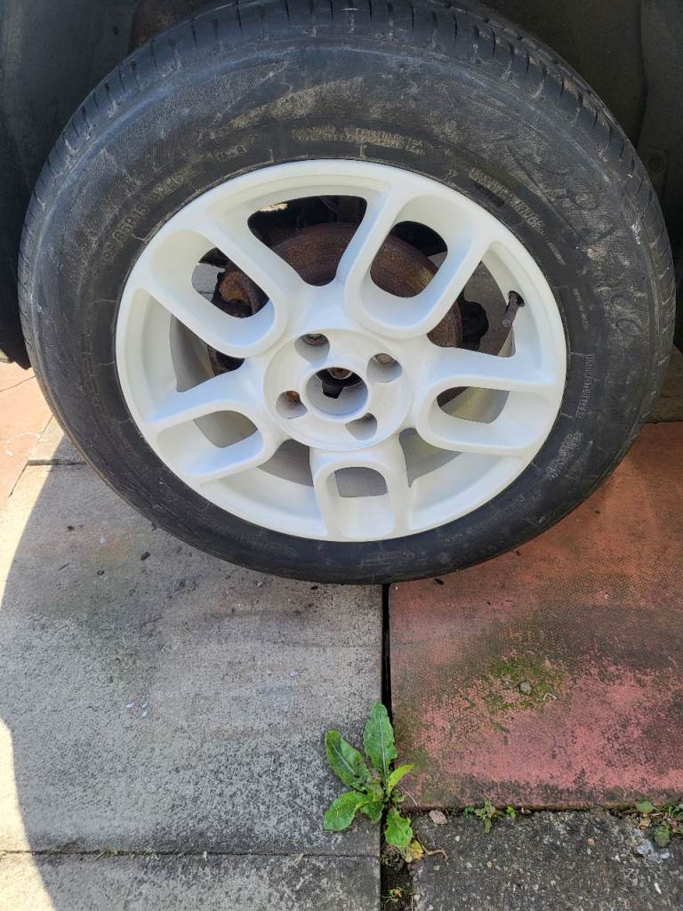 Fiat 500 wheels  15" x 4  98 x98