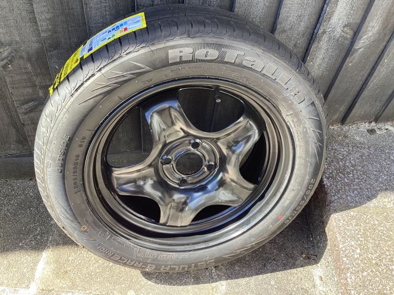 Free wheel and tyre
