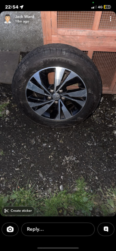 15 inch alloys wheels and tires 