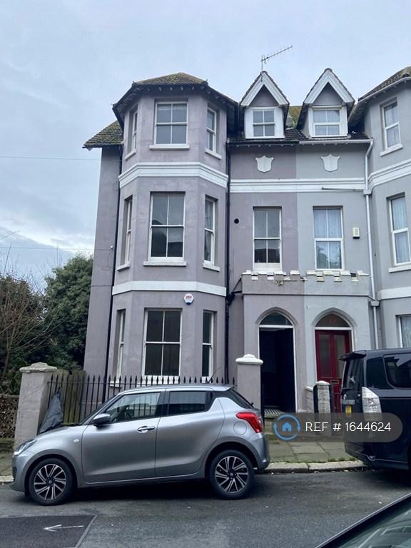 2 bedroom flat in Magdalen Road, East Sussex, TN37 (2 bed) (#1644624)