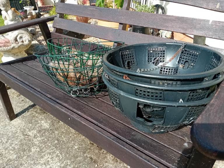 Hanging baskets 