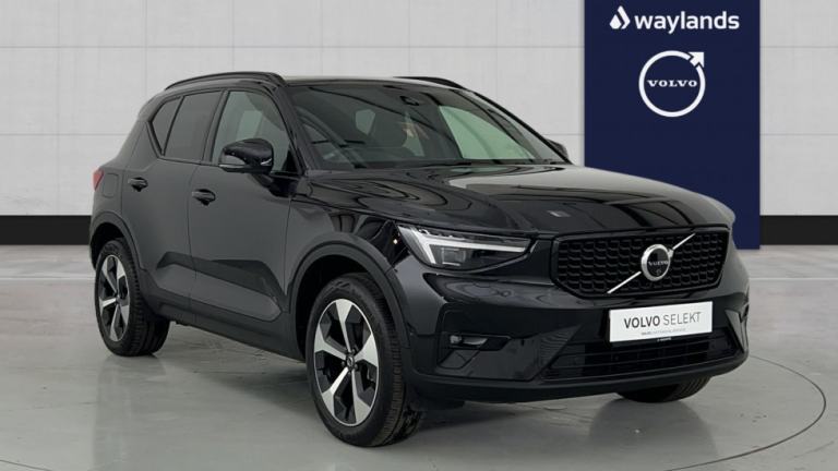 2024 Volvo XC40 2.0 B3P Ultimate Dark 5dr Auto ESTATE PETROL Automatic