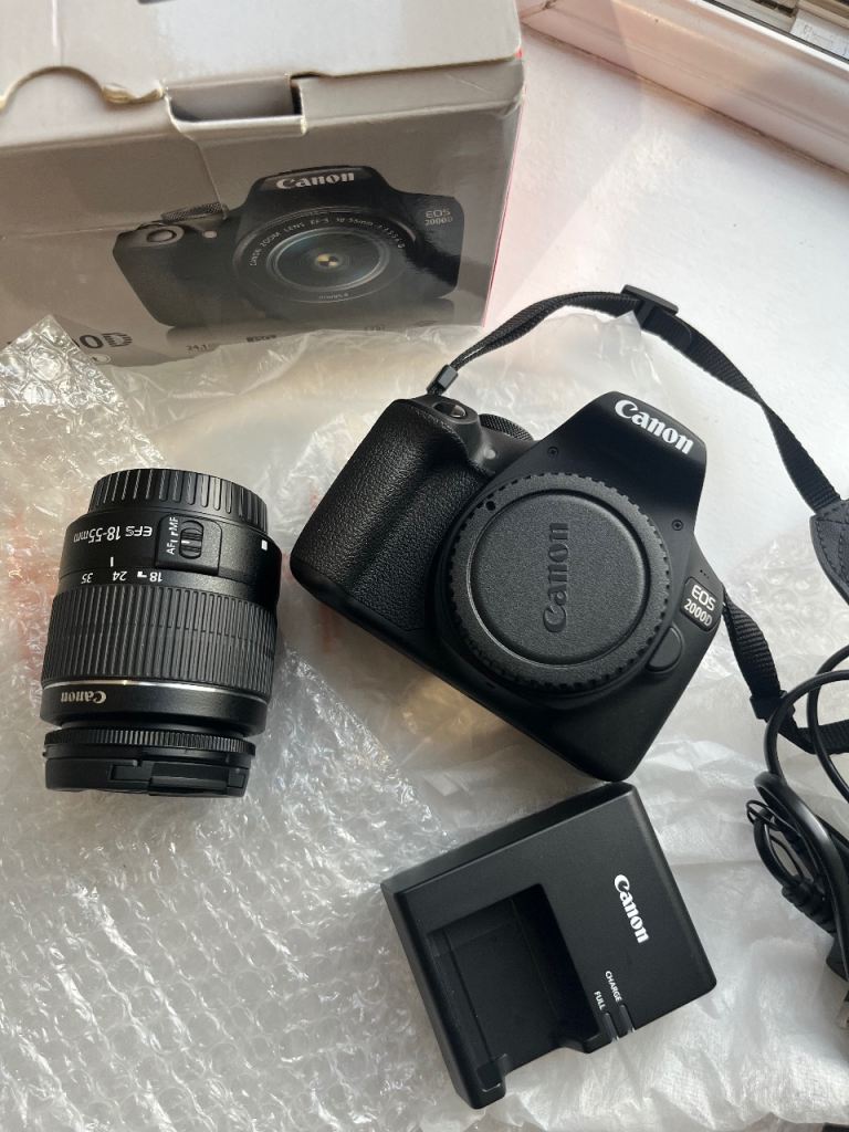 Canon EOS 2000D DSLR Camera with 18-55mm DC Lens