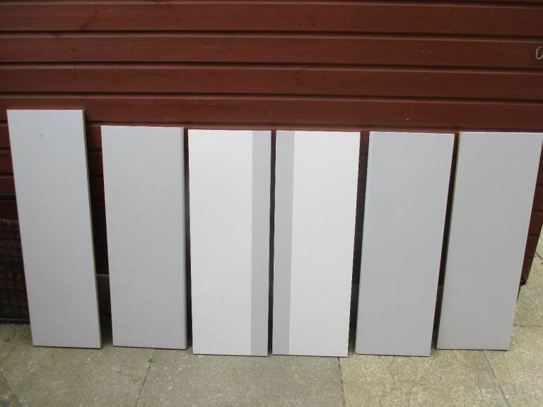 Gloss grey kitchen end panels