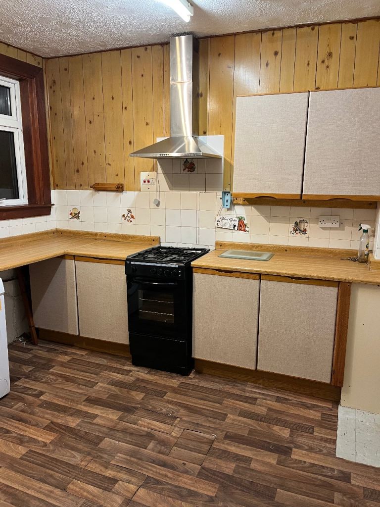 2 bedroom upper flat in Falkirk
