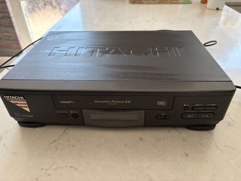 Hitachi Video Recorder