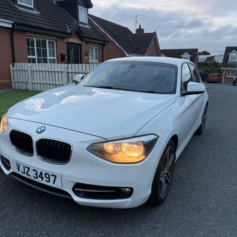 BMW, 1 SERIES, 116d Hatchback, 2013, Manual, 1995 (cc), 5 doors