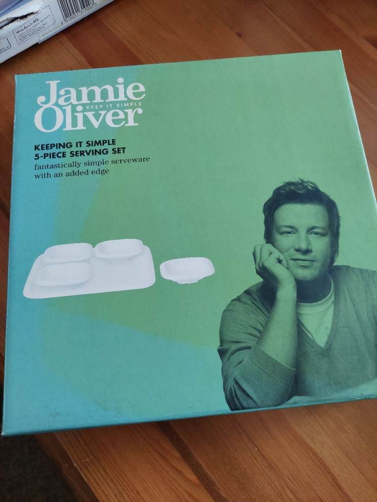 Jamie Oliver Serving Set and 2 Tier Serving Plates 