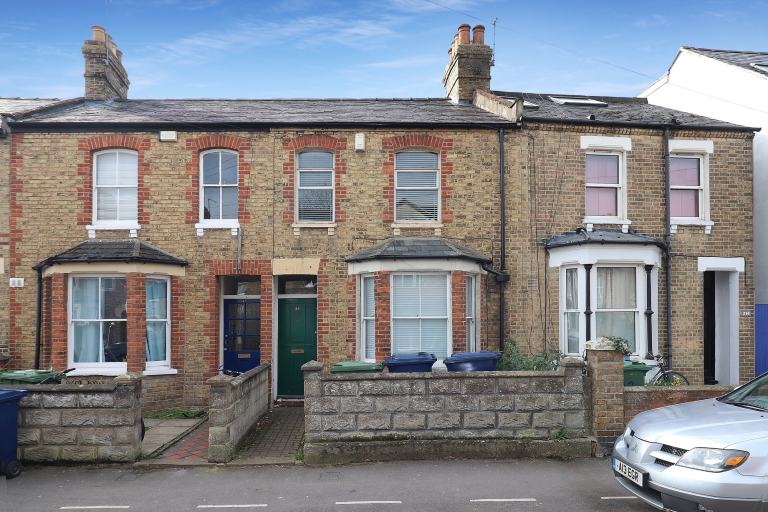 5 bedrooms in Hurst Street, Oxford, OX4 Book Online - The Rent Guru {197}