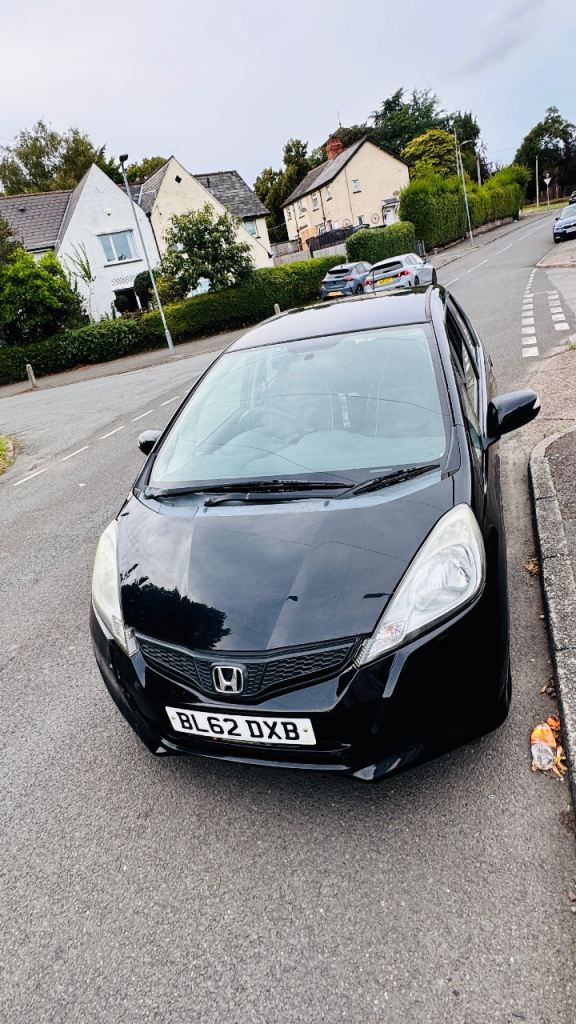 Honda jazz 2013 1.3L manual sell