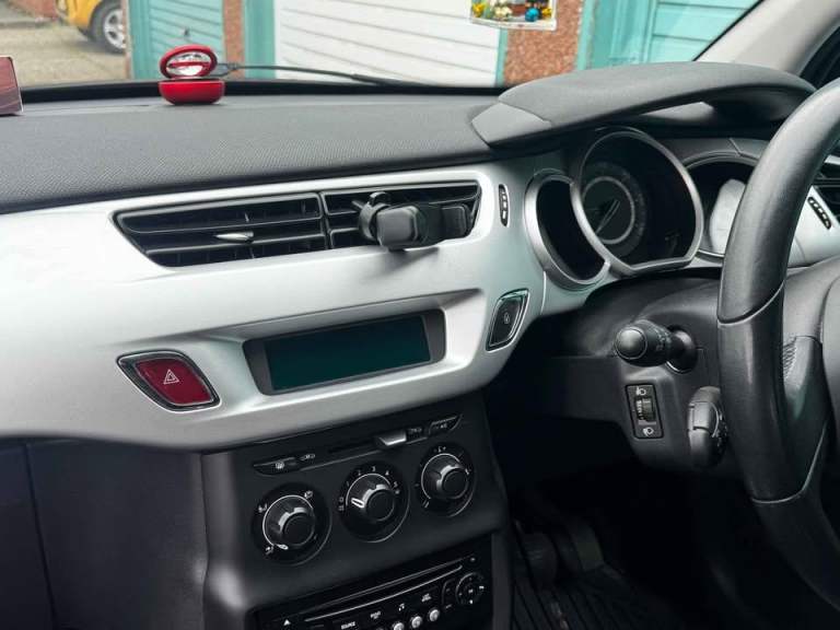 Citroen, C3, Hatchback, 2012, Manual, 1360 (cc), 5 doors