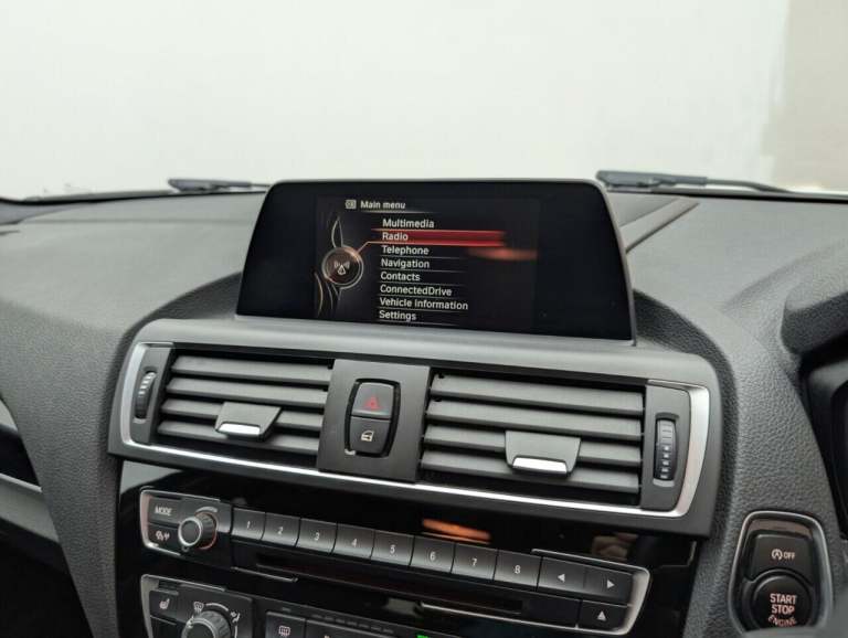 2016 BMW 1 Series 120d xDrive M Sport 5dr [Nav] Step Auto HATCHBACK DIESEL Automatic