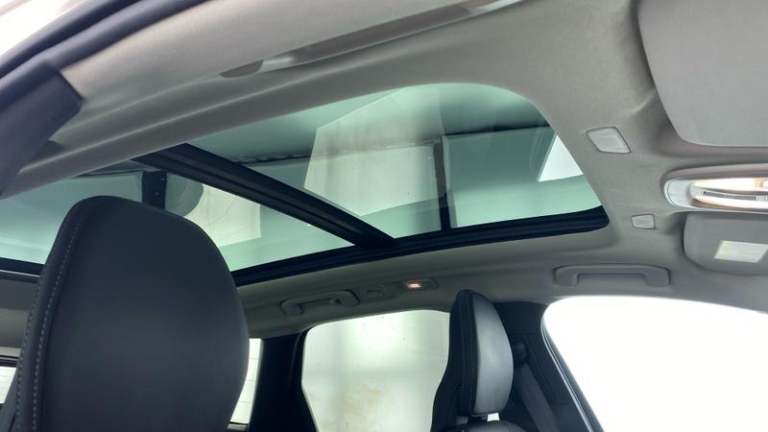 2025 Volvo XC60 Ultra T8 AWD Plug-in hybrid Electric/Petrol Bright Automatic SUV Hybrid Automatic