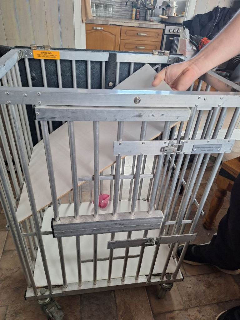 2 tier Show trolley