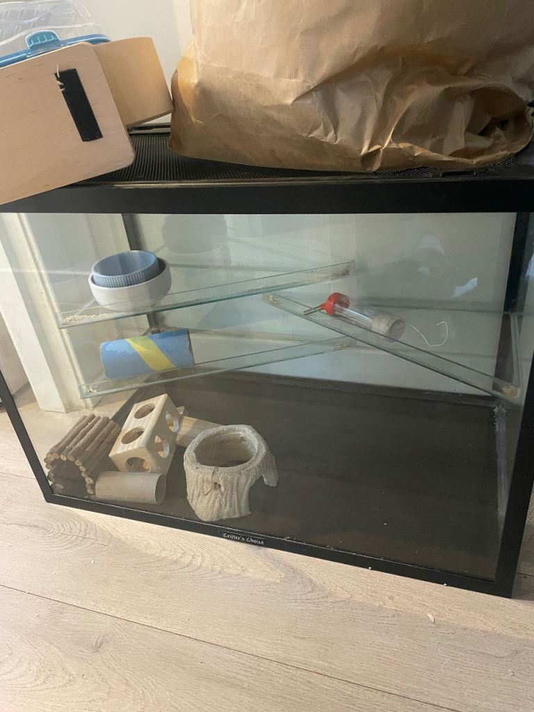 Pet tank