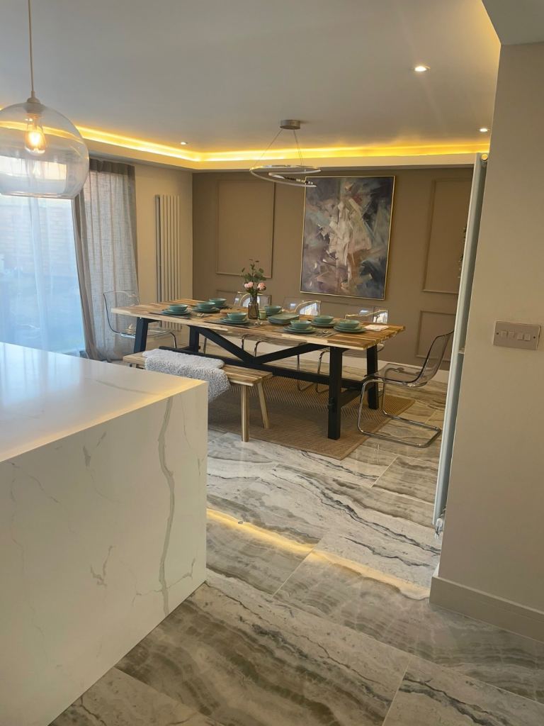 ⭐ House Extensions & Full Rewiring – Trusted Builder | Free Quotes ⭐
