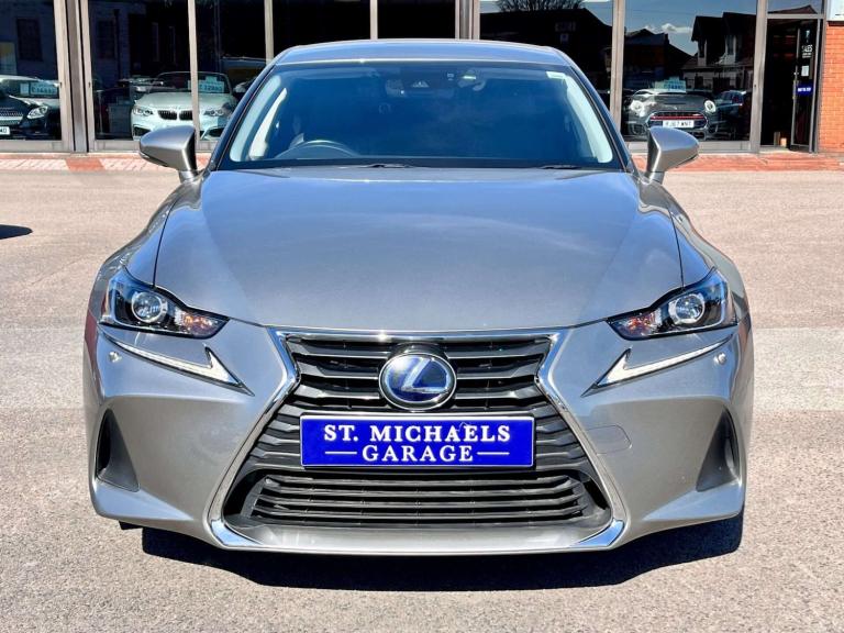 2018 Lexus IS 300h Advance 4dr CVT Auto SALOON PETROL/ELECTRIC Automatic
