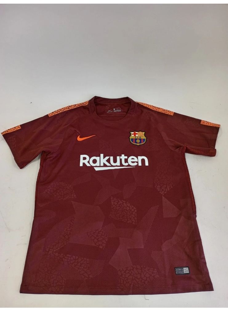 Men’s Barcelona Training Top Size Large In Good Condition 