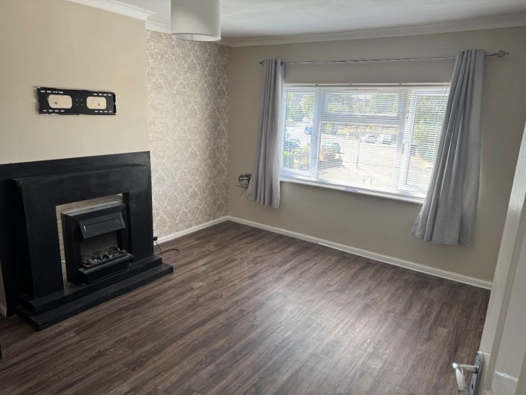 1-Bedroom Flat for Rent  ng2 7db bills included 