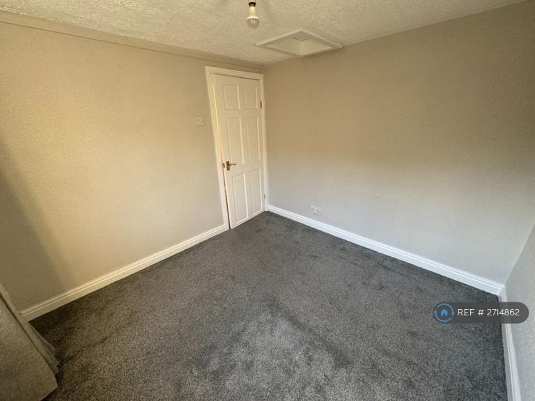 2 bedroom house in Station Road, Bamber Bridge, Preston, PR5 (2 bed) (#2714862)