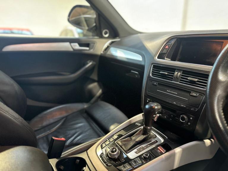 2009 Audi Q5 3.0 TDI Quattro S Line 5dr S Tronic ESTATE Diesel Automatic