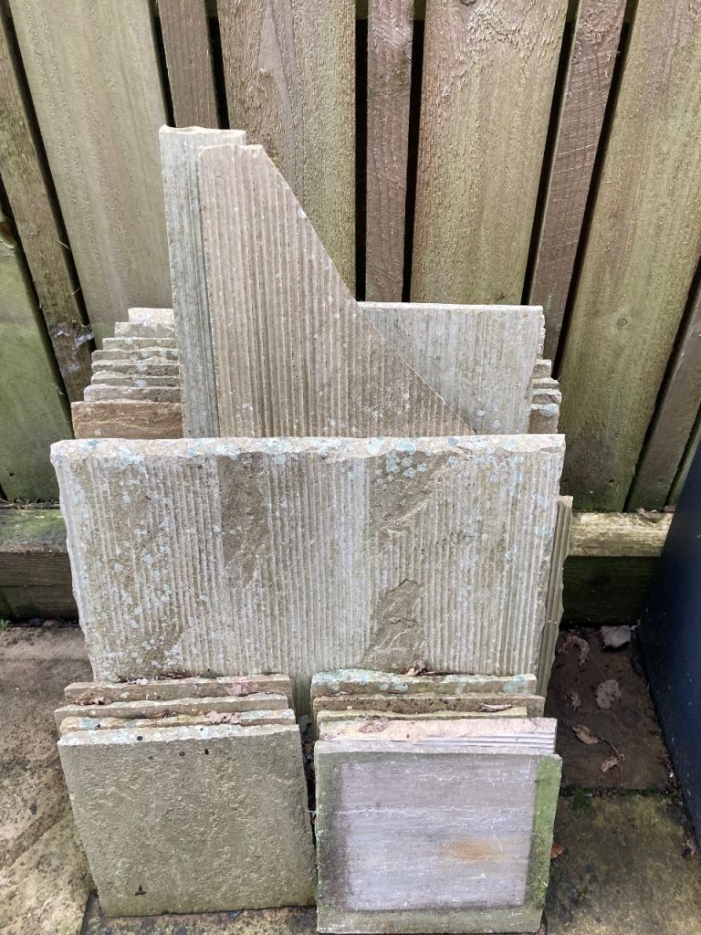 SANDSTONE PAVING