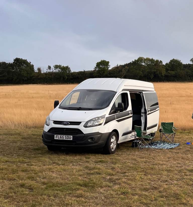 Ford Transit Custom 290, L2H2. 6 speed manual 2.2L diesel, no wet belt engine