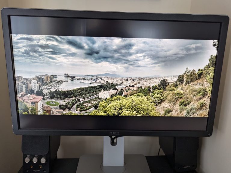 Dell UltraSharp U2412M 24" LED Monitor