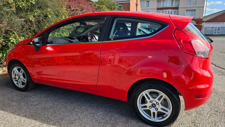 2014 Ford Fiesta 1.25 82 Zetec 3dr HATCHBACK Petrol Manual