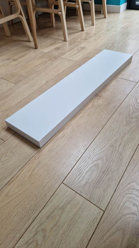 White floating shelf