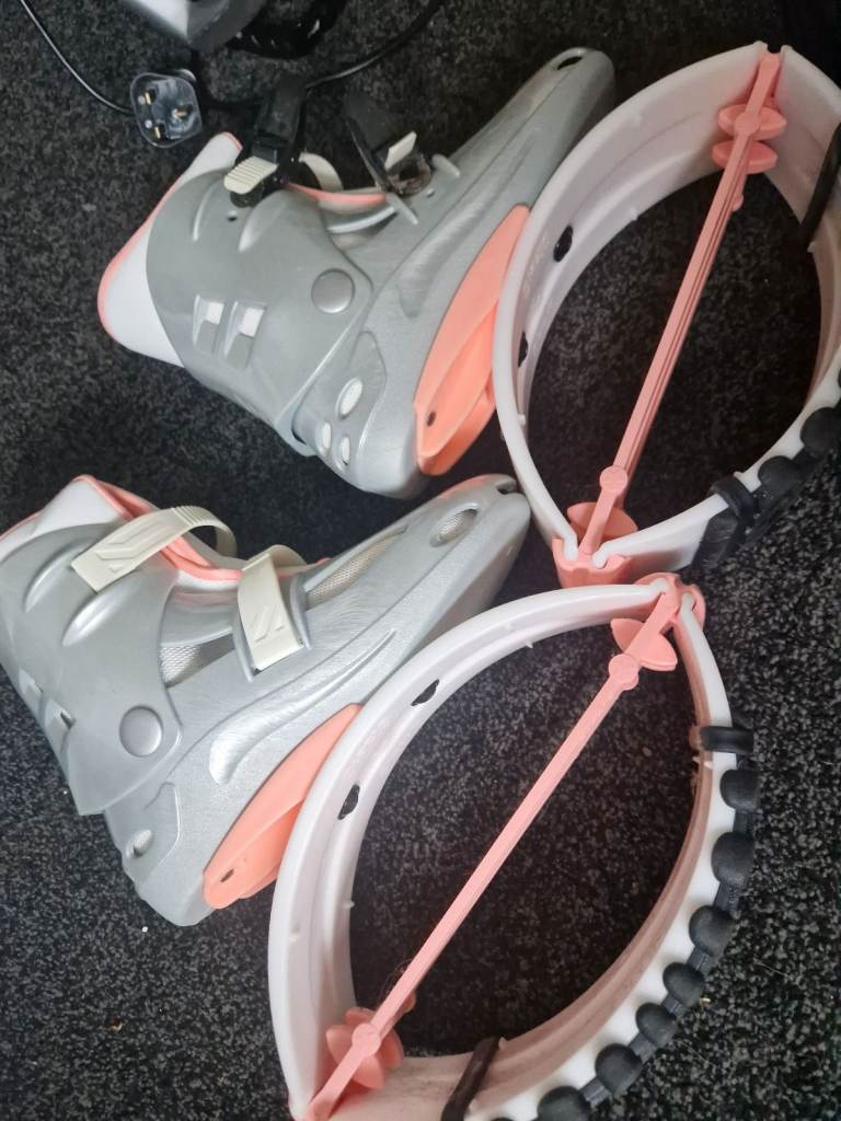 Bounce boots 