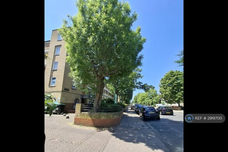 2 bedroom flat in Mccall House, London, N7 (2 bed) (#2919700)