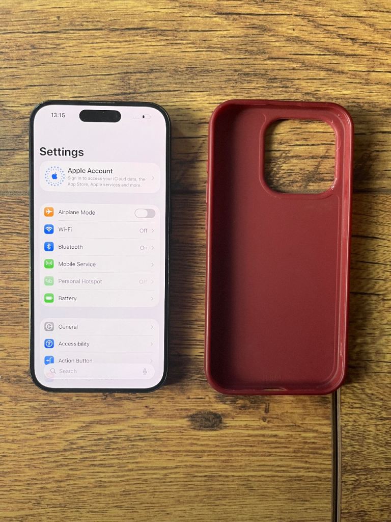 iphone 15pro - slight fault - read description