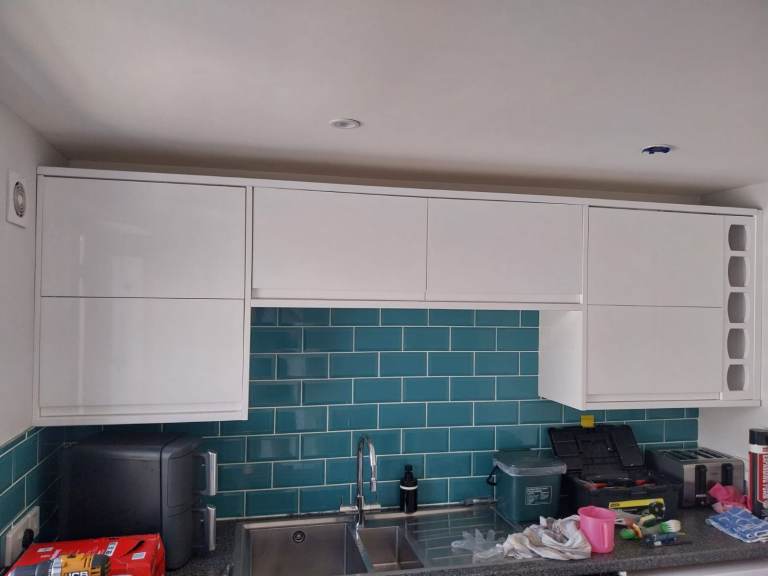 White Kitchen Units with Wine Rack – Good Condition - FREE