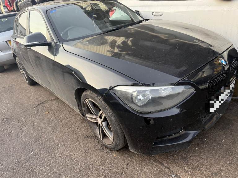 Breaking spare parts bmw 1 series black 