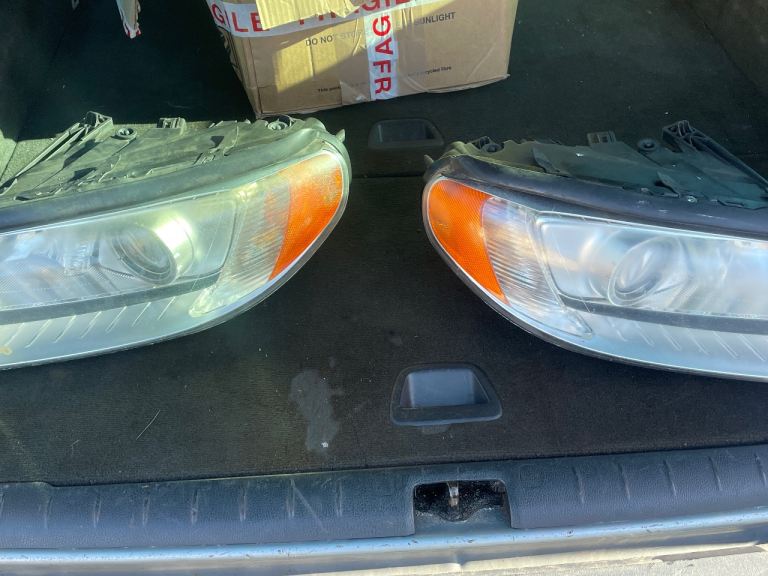 Volvo Xenon headlights 