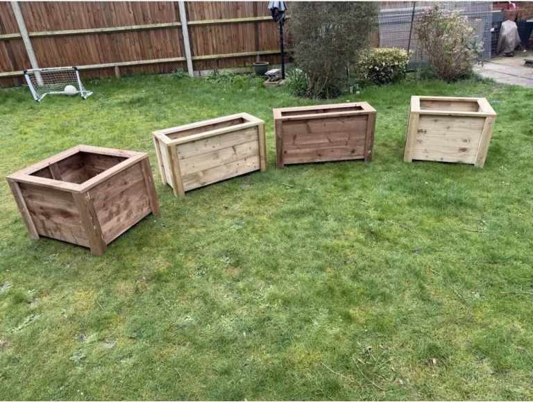 Various Planters Avalible. 